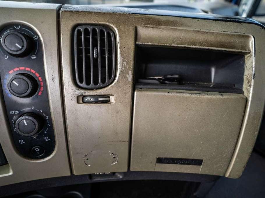 Renault PREMIUM 380 DXI + DHOLLANDIA Photo 18