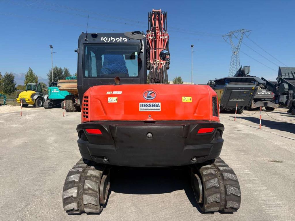 Kubota KX080-4 Photo 2