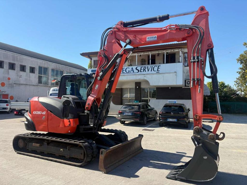 Kubota KX080-4 Photo 6