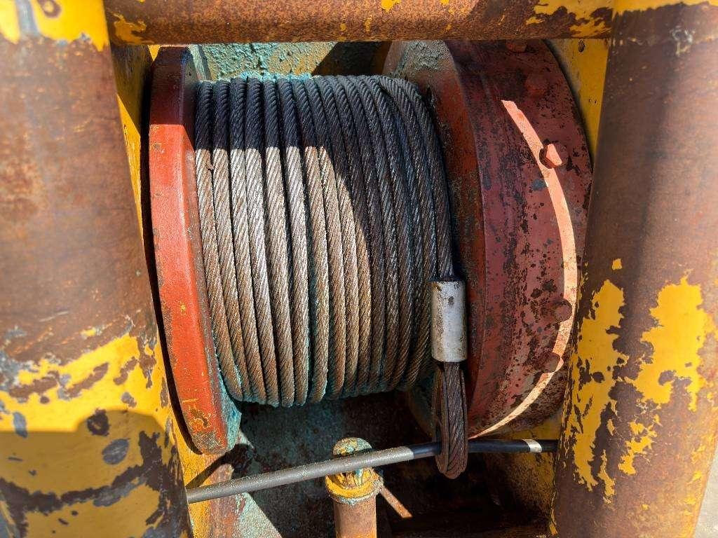 Caterpillar D6H / D6R / D6T Winch - Paccar PA110 Photo 11