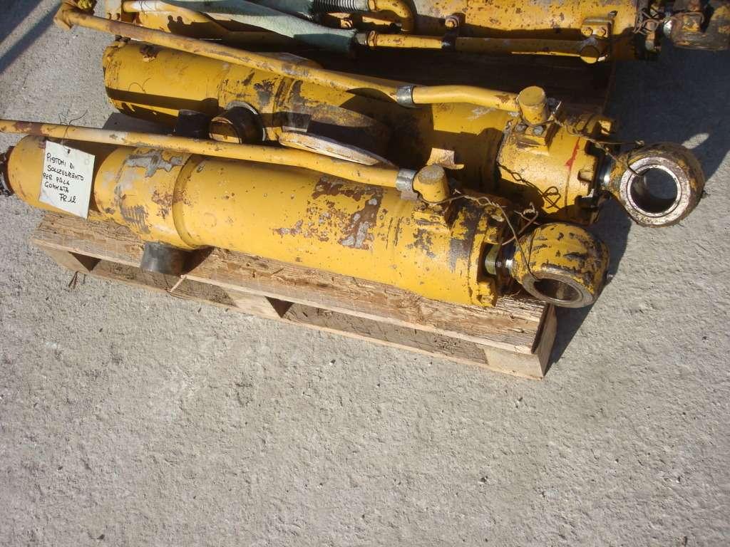 Piston de levage pour FR12 Photo 2