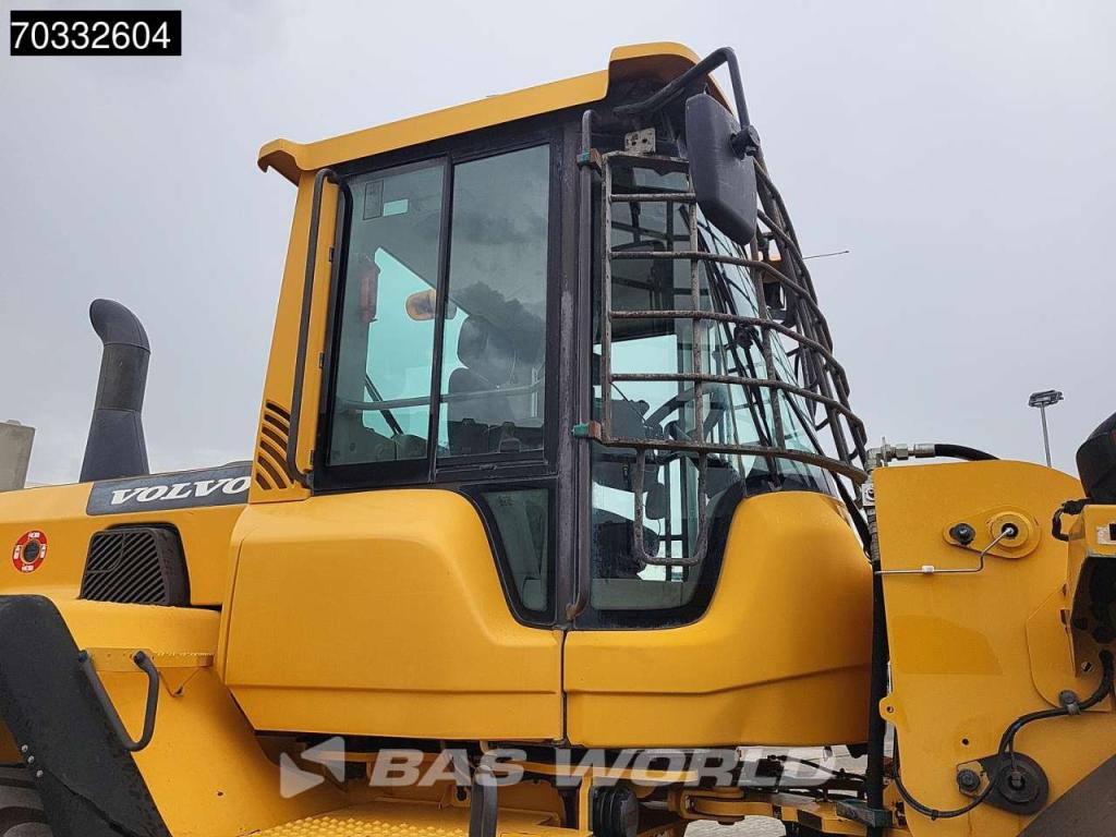 Volvo L110 G Photo 23
