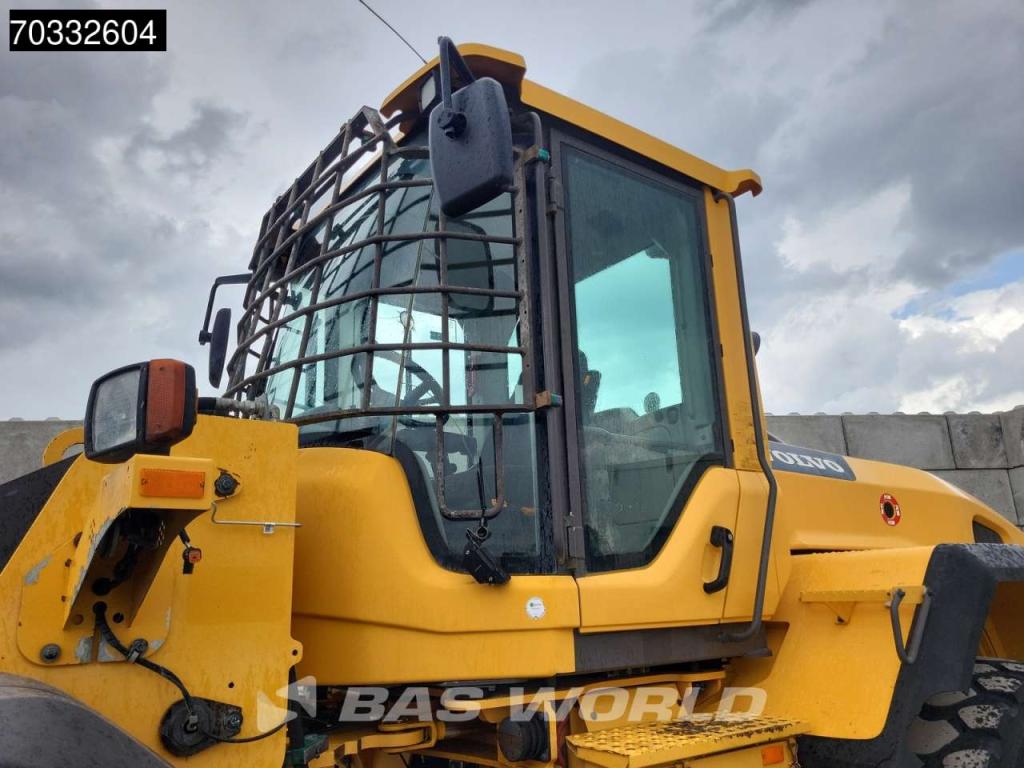 Volvo L110 G Photo 24
