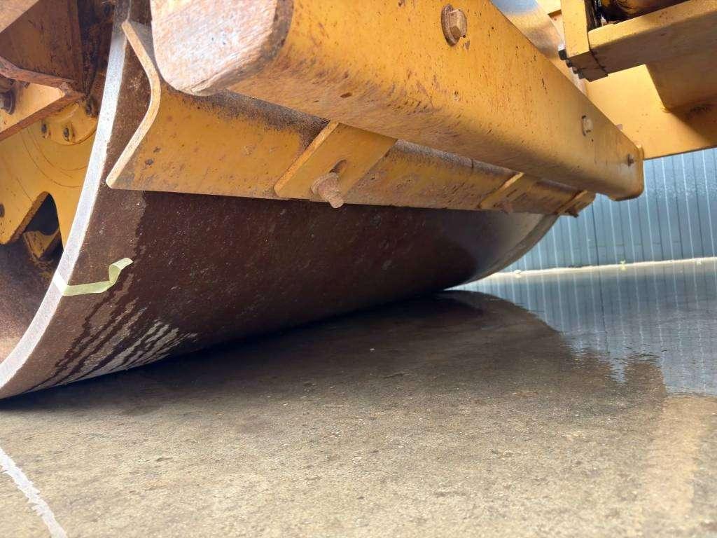 Caterpillar CS74 Photo 21