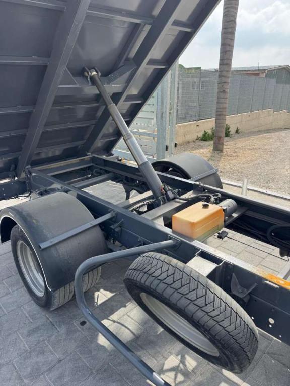 Iveco 35C12 Photo 5