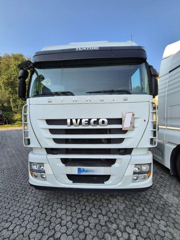 Iveco STRALIS 260S Photo 2