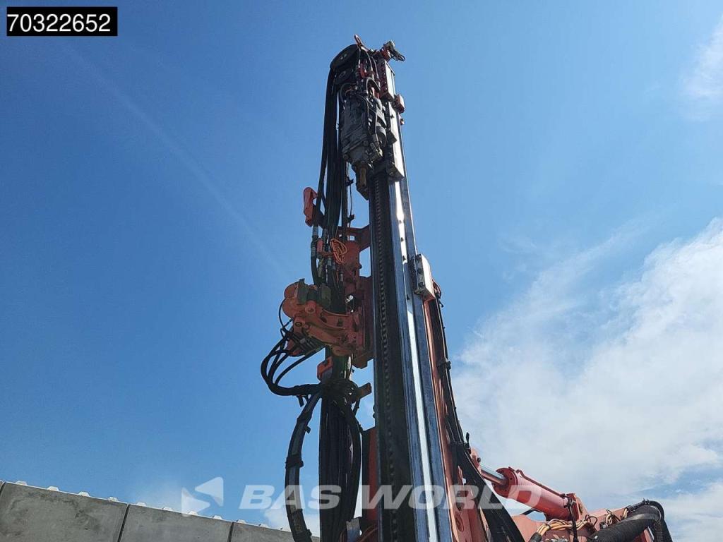 Sandvik Dino DC400Ri Remote Control Photo 10