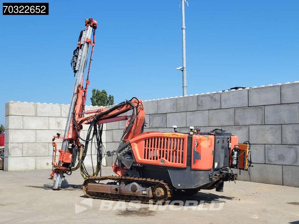 Sandvik Dino DC400Ri Remote Control Photo 2