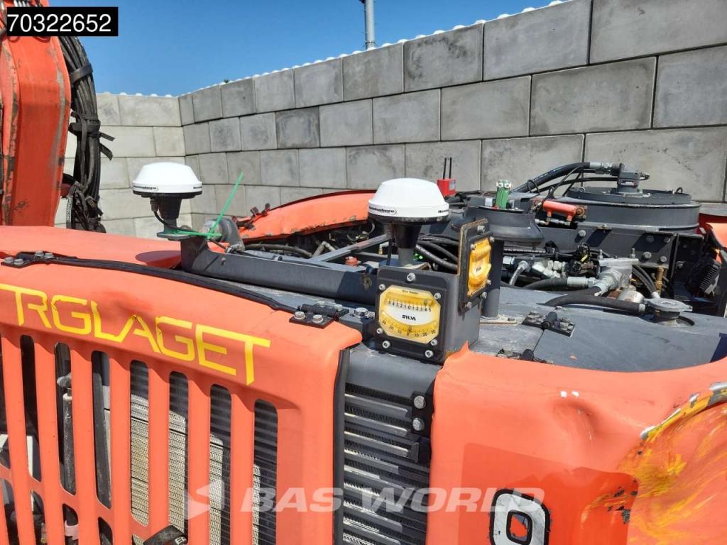 Sandvik Dino DC400Ri Remote Control Photo 22