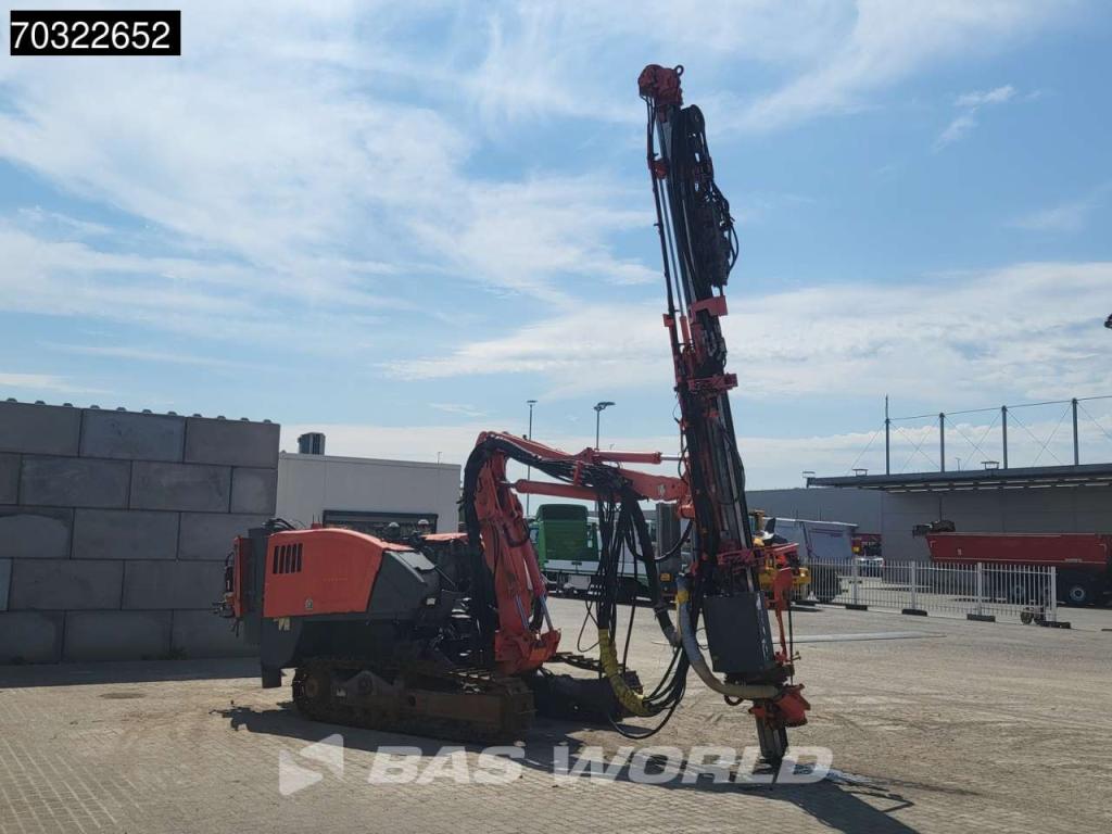 Sandvik Dino DC400Ri Remote Control Photo 6