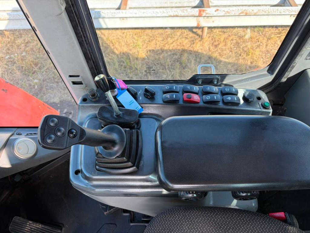 Doosan DL250-3 Photo 18