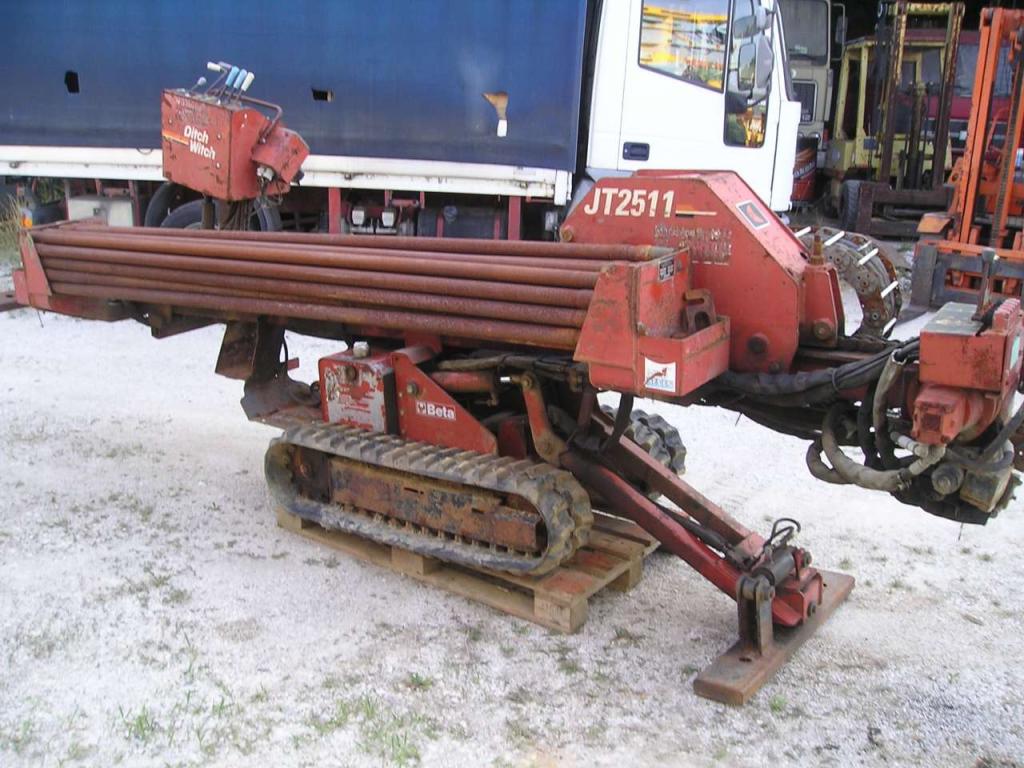 Ditch Witch JT 2511 Photo 1