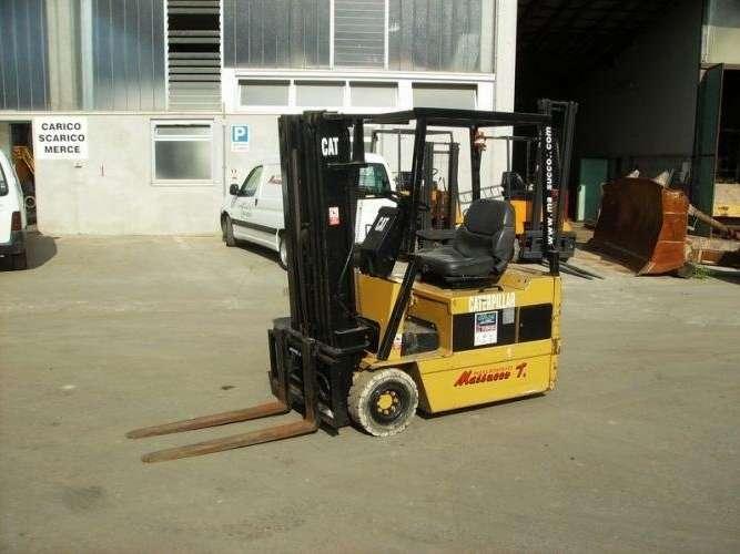 Caterpillar EP15T Photo 1