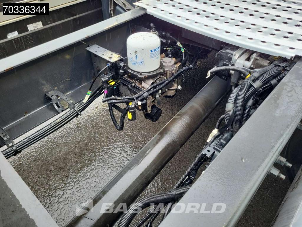 Volvo FH 460 4X2 Globe Alcoa's Leder Photo 15