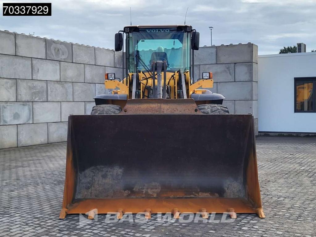 Volvo L120 F German Registration Photo 10