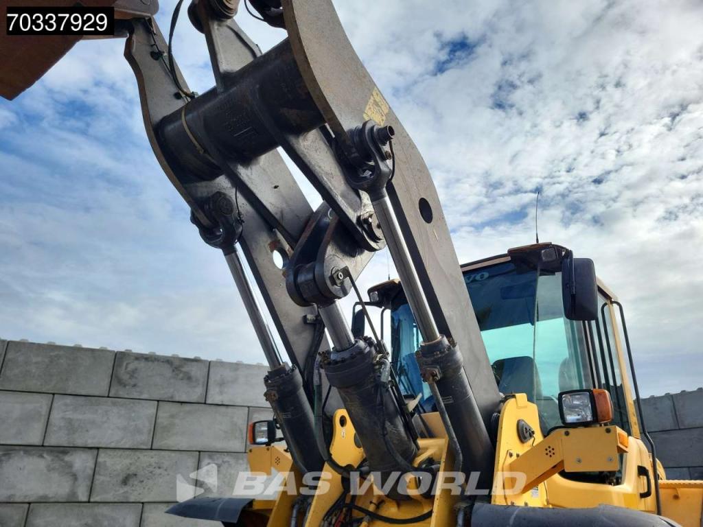 Volvo L120 F German Registration Photo 11