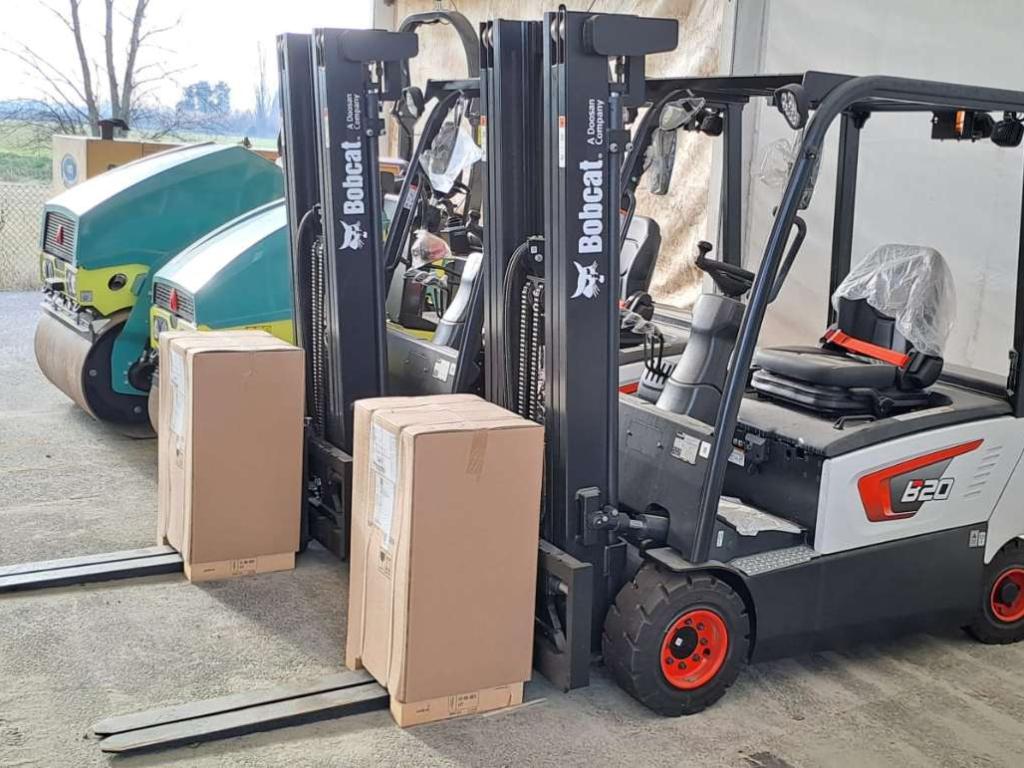 Bobcat B20 Photo 1