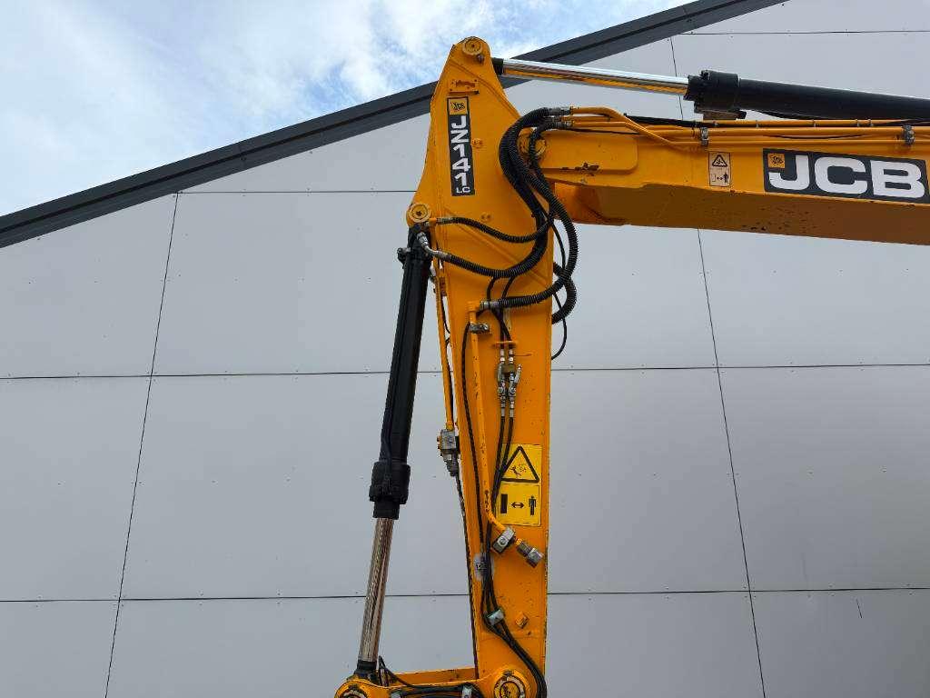 JCB JZ141LC - Hammer Lines / Quick Coupler Photo 16