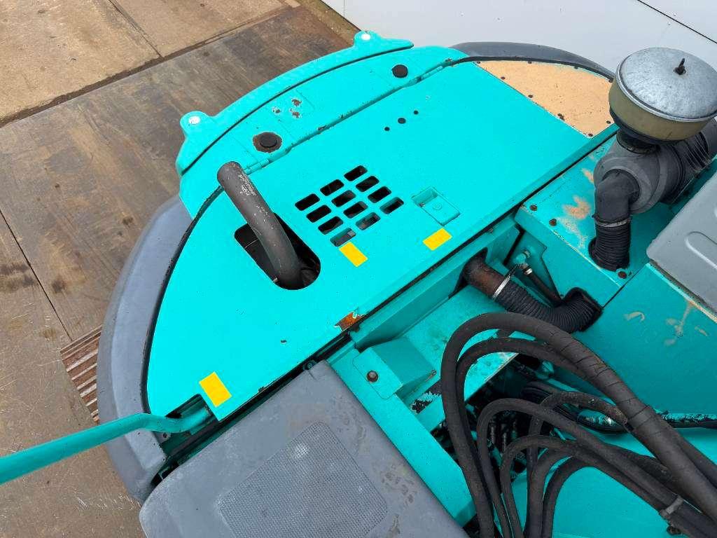 Kobelco SK135SRLC-1E - Extra High Cabin / Hammer Lines Photo 27
