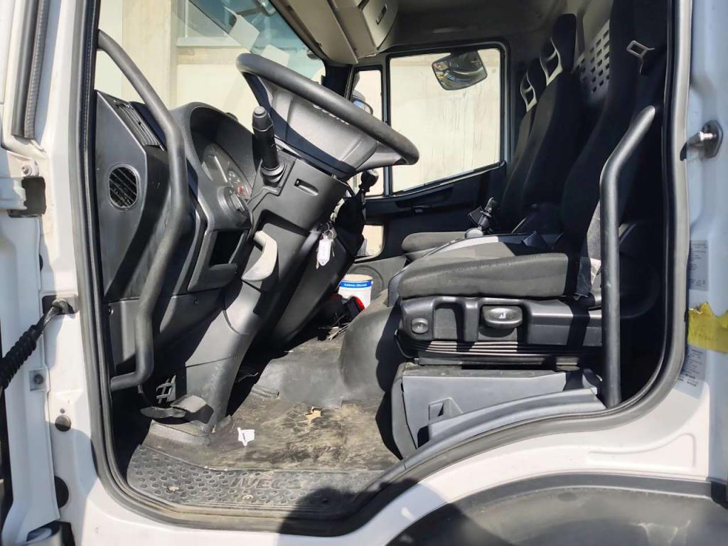 Iveco EUROCARGO 160-250 Photo 16