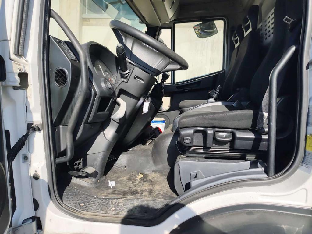 Iveco EUROCARGO 160-250 Photo 8