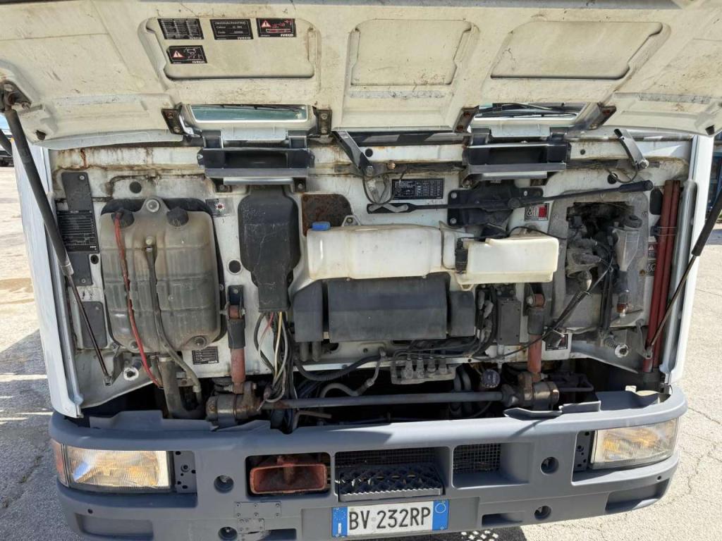 Iveco Eurocargo 100E15 Photo 13