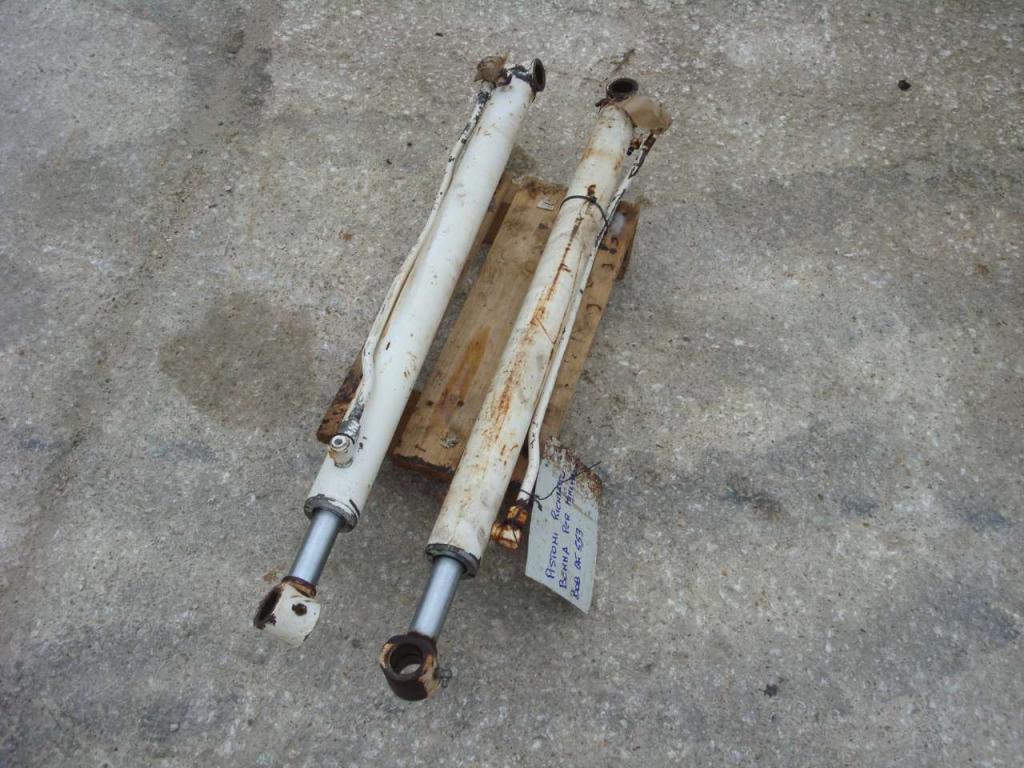 Piston de levage pour Bobcat 553 Photo 7