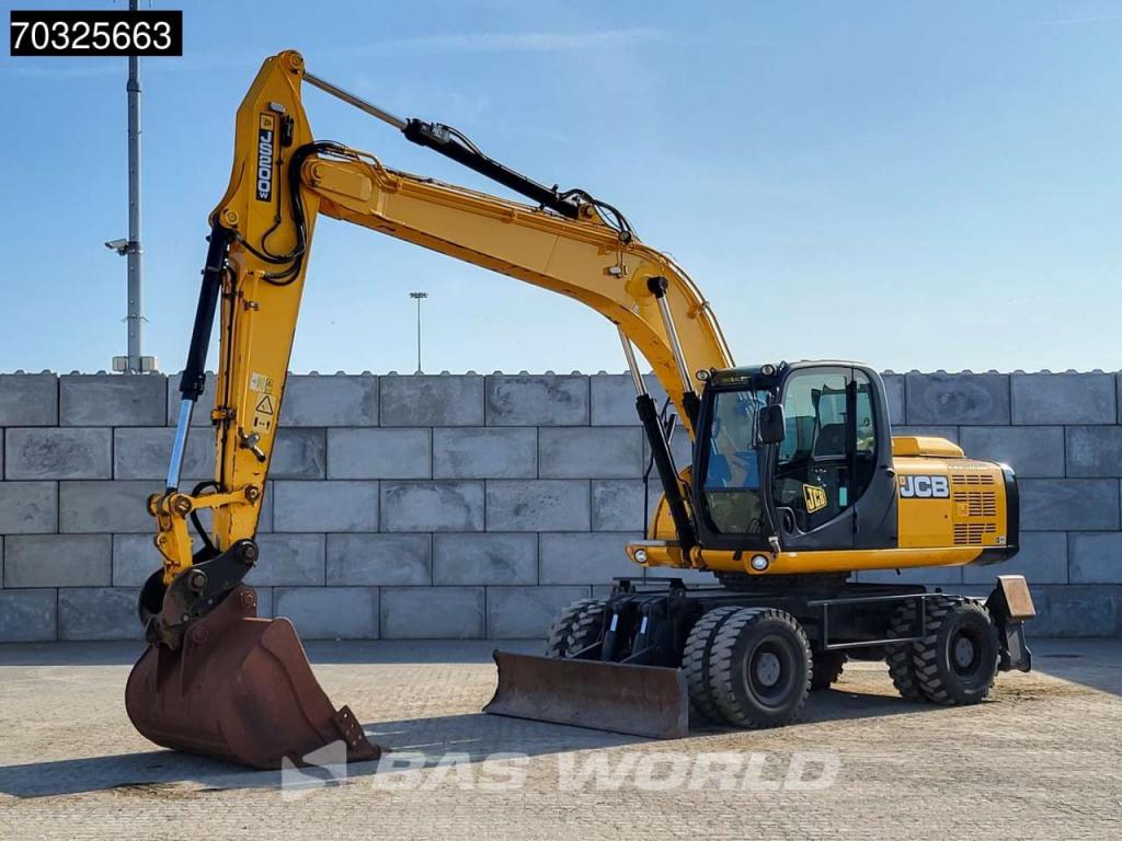 JCB JS200 W Photo 2