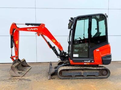 Kubota KX027-4 - Hammer Lines / Quick Coupler en vente par Boss Machinery