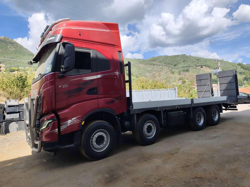 Iveco X-WAY 570 Photo 13
