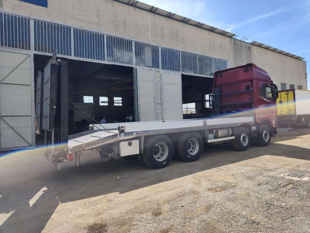 Iveco X-WAY 570 Photo 21