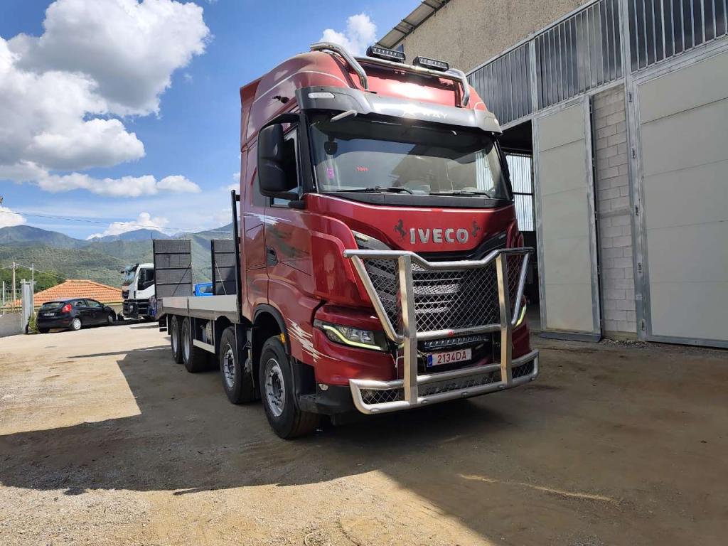 Iveco X-WAY 570 Photo 27