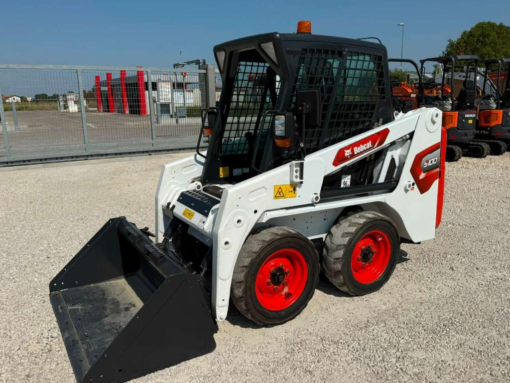 Bobcat S100 Photo 1