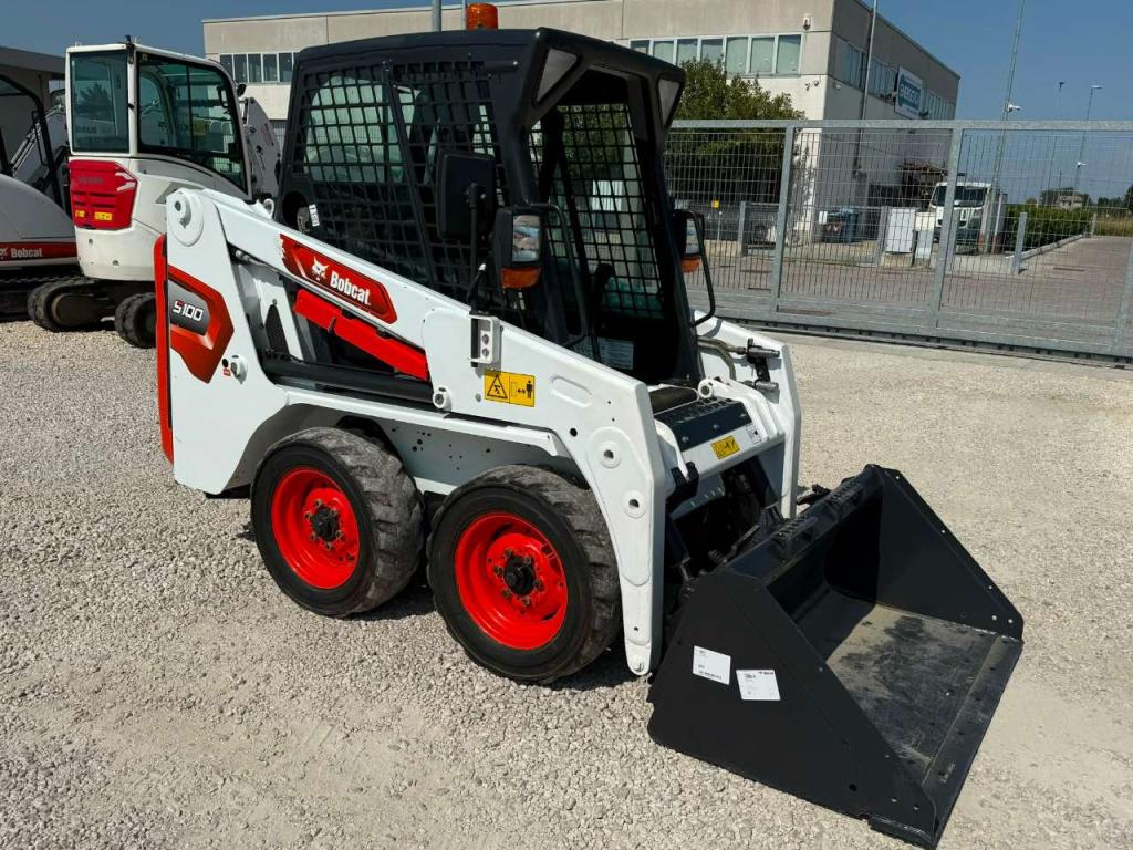 Bobcat S100 Photo 2