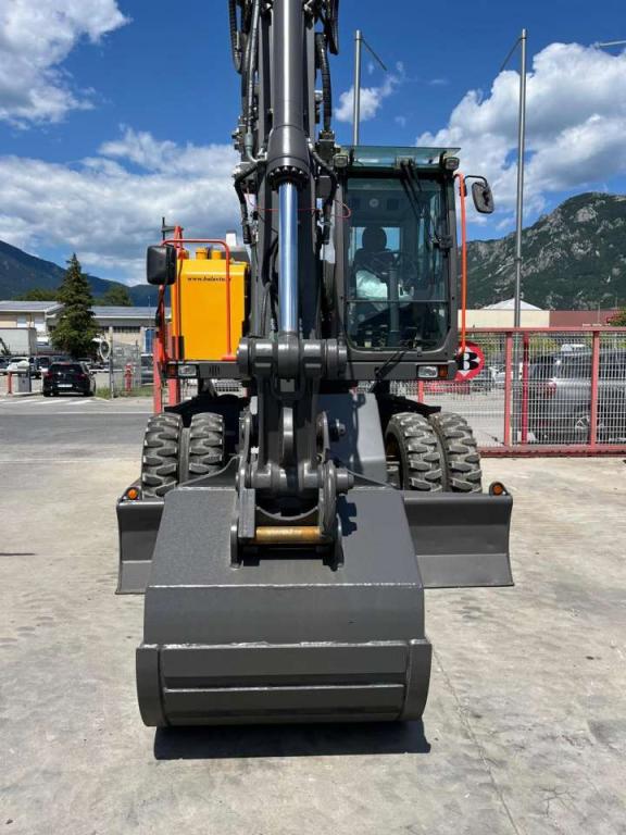 Volvo EWR150E Photo 9