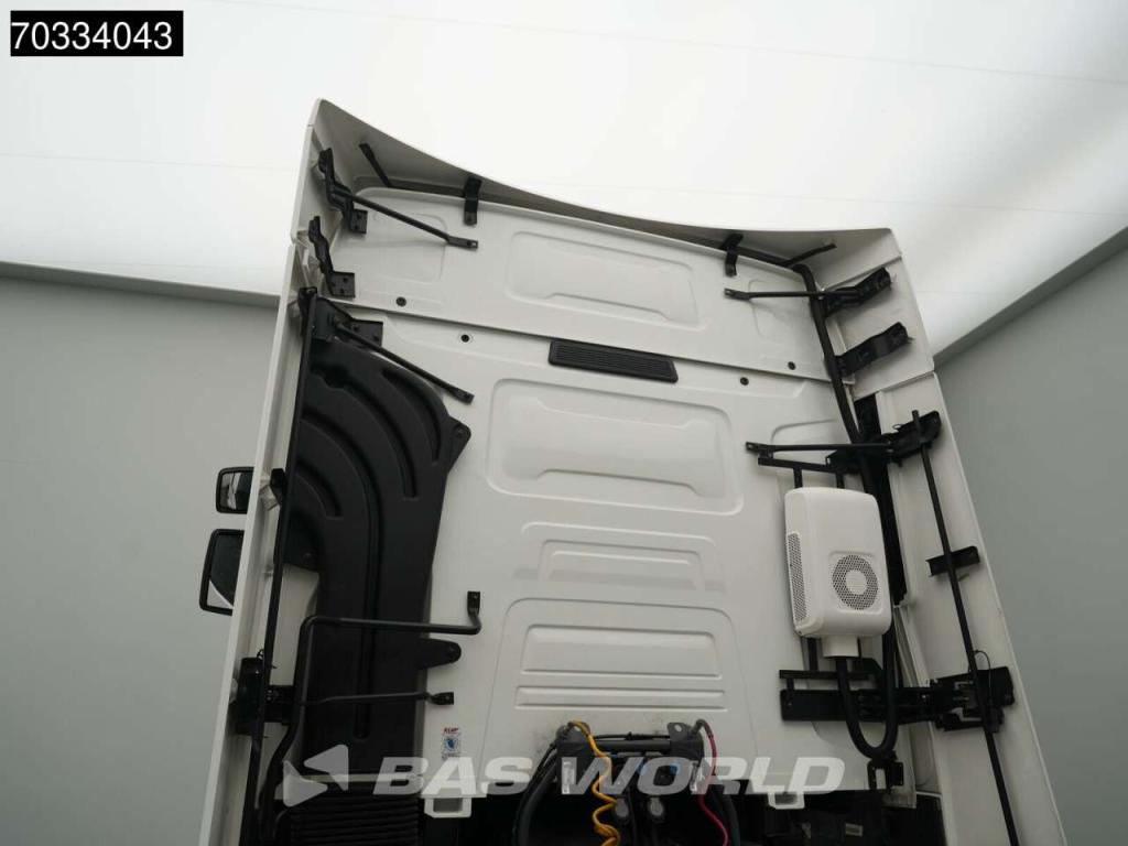 Renault T 520 4X2 HIGH Retarder Alcoa's 2xTanks ACC Navi Standklima Photo 15