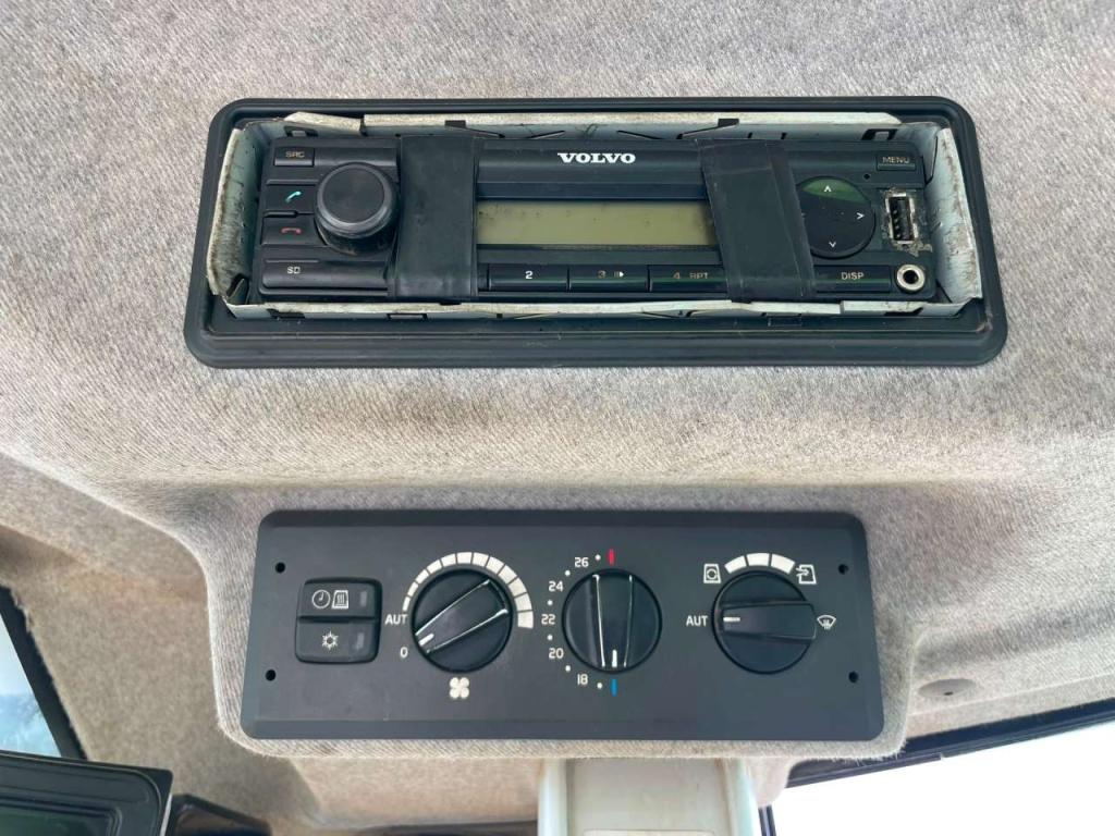 Volvo L110H Photo 19