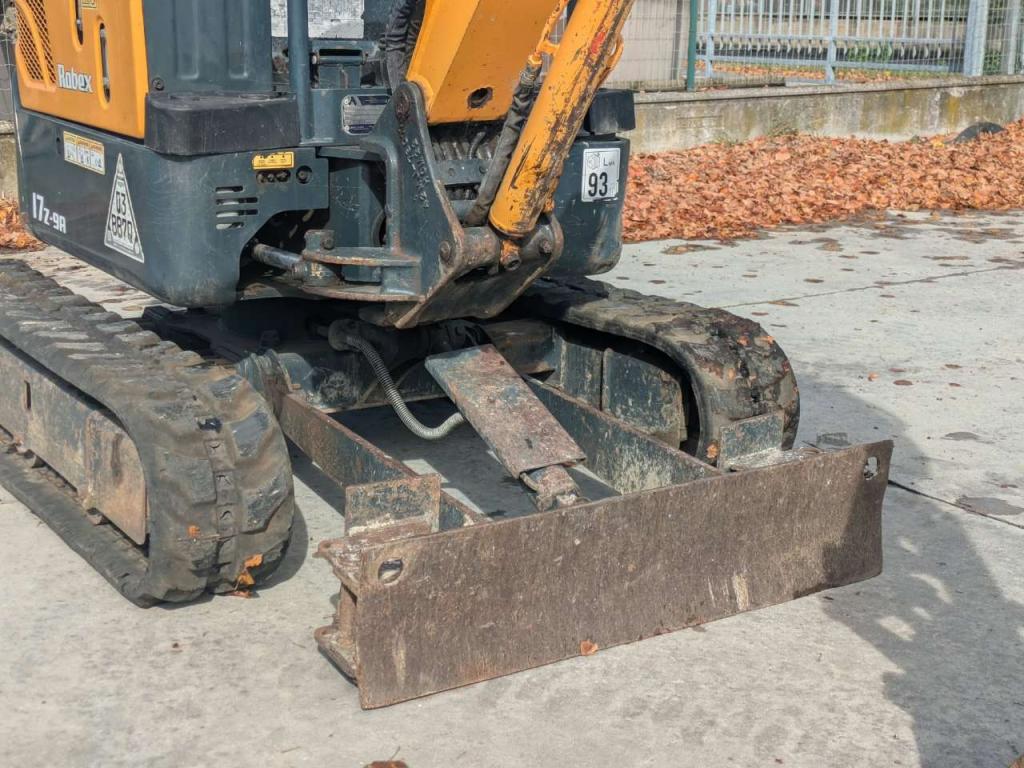 Hyundai 17Z9a Photo 5