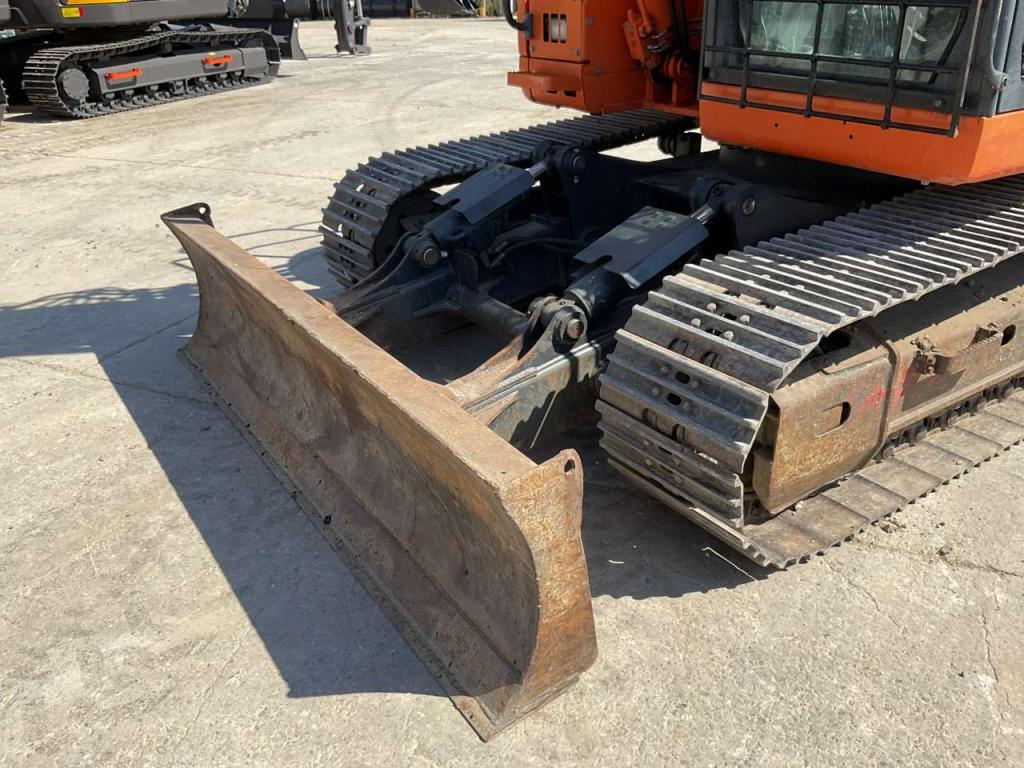 Doosan DX140LCR-3 Photo 7