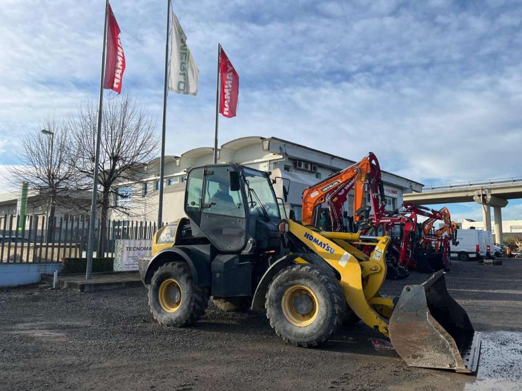 Komatsu WA100 M Photo 2