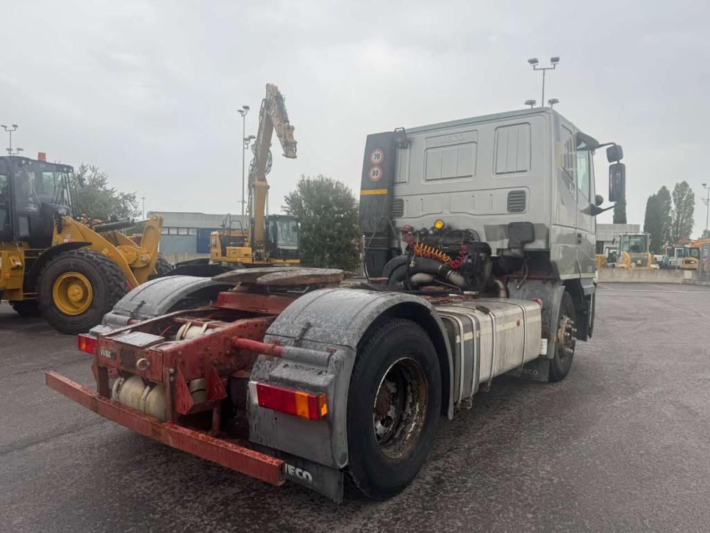 Iveco 520 Photo 3
