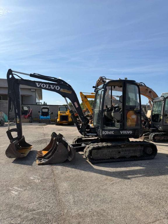 Volvo ECR48 Photo 3