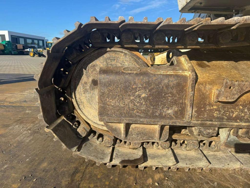 Liebherr R936 LC Photo 11