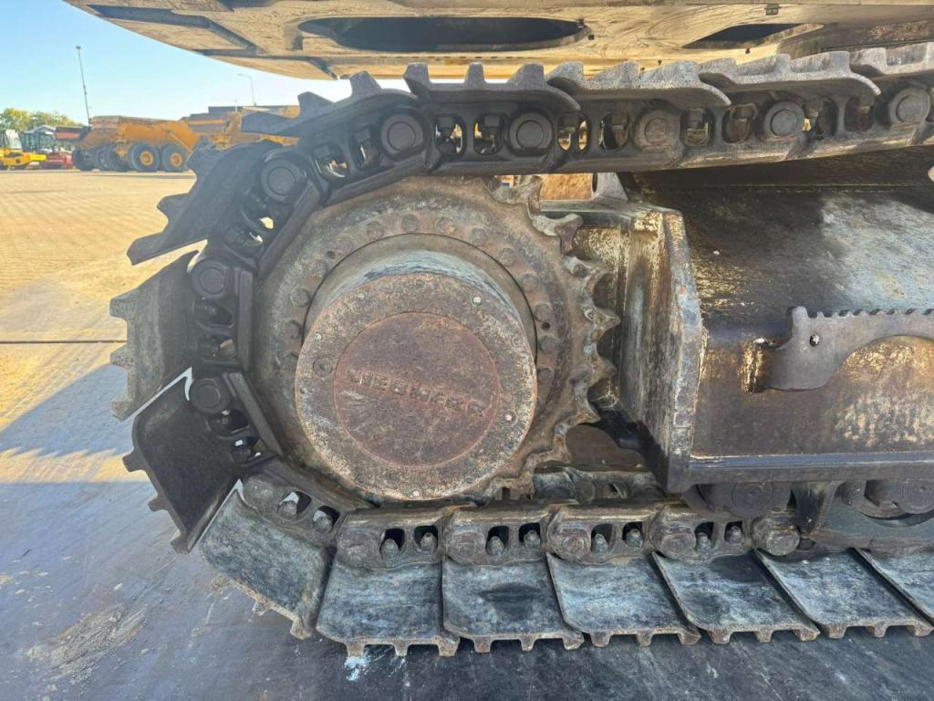 Liebherr R936 LC Photo 18
