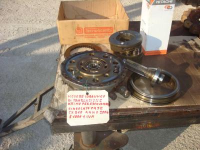 Moteur de translation pour Case CX 210 en vente par OLM 90 Srl