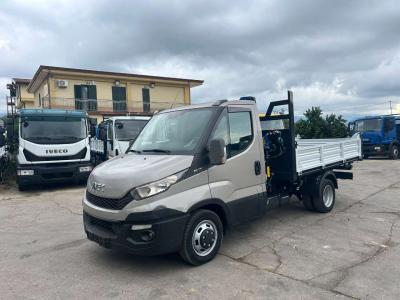 Iveco DAILY 35-130 en vente par Procida Macchine S.r.l.