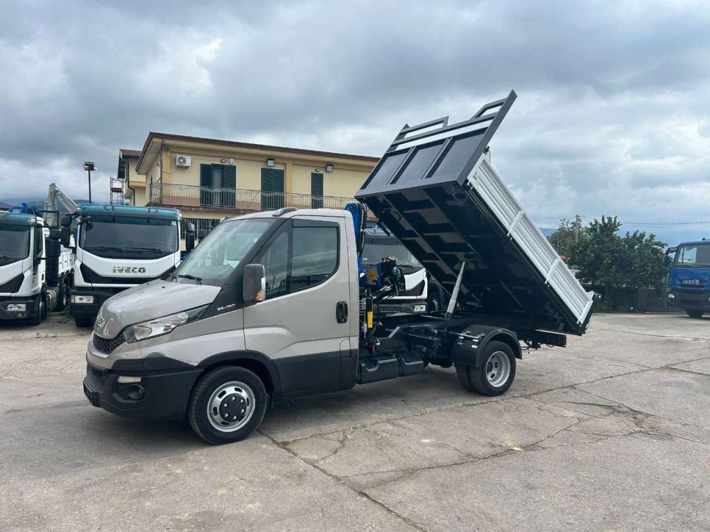 Iveco DAILY 35-130 Photo 16
