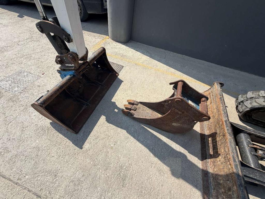 Bobcat E35 Z Photo 7
