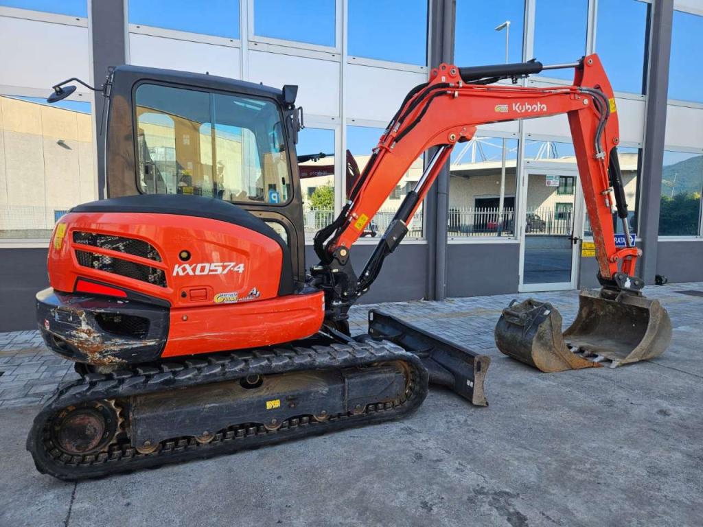 Kubota kx057-4 Photo 9