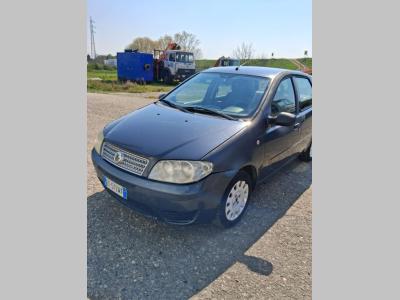 Fiat punto en vente par Deal Di Balliu Mentor & c. Sas